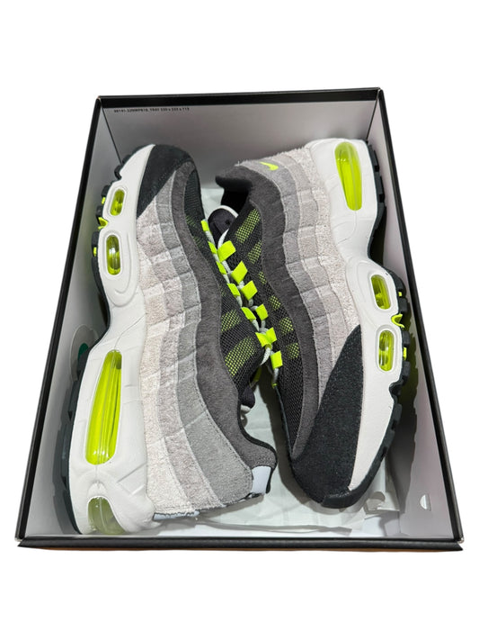 Nike Air Max 95 OG Reverse Gradient Neon MoMA Exclusive