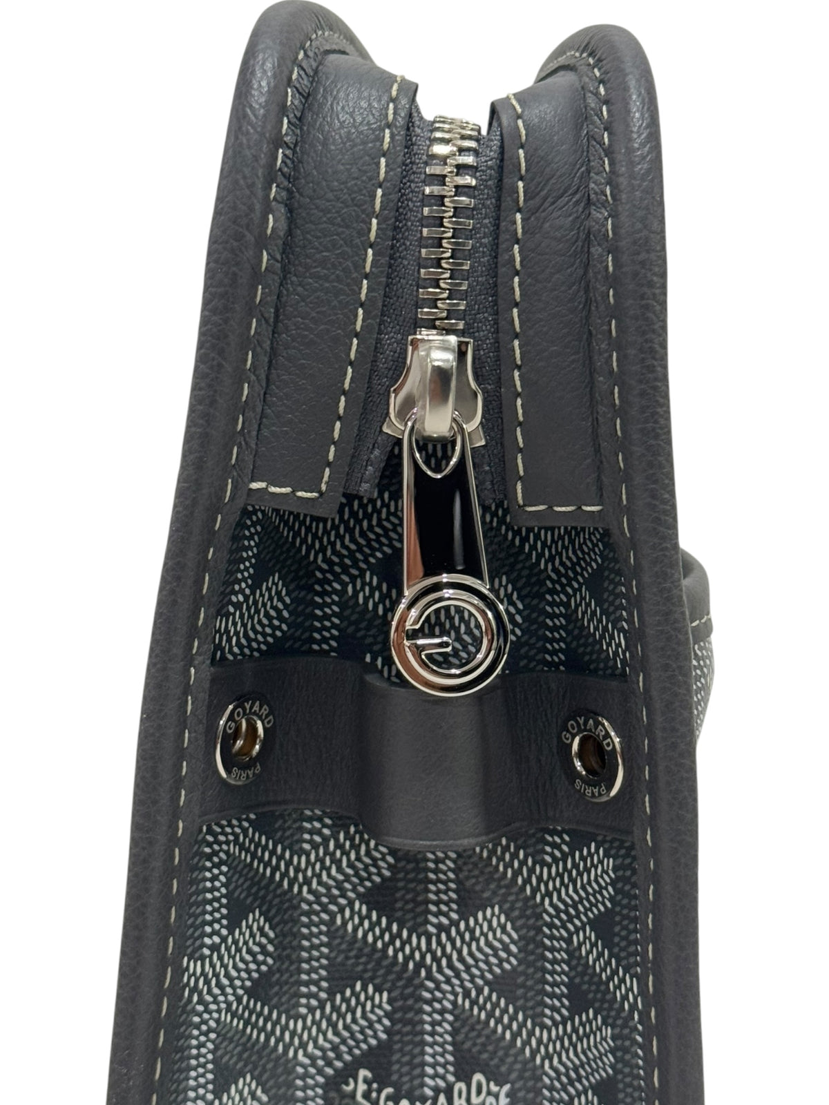 Goyard Jouvence GM Toiletry Bag Grey