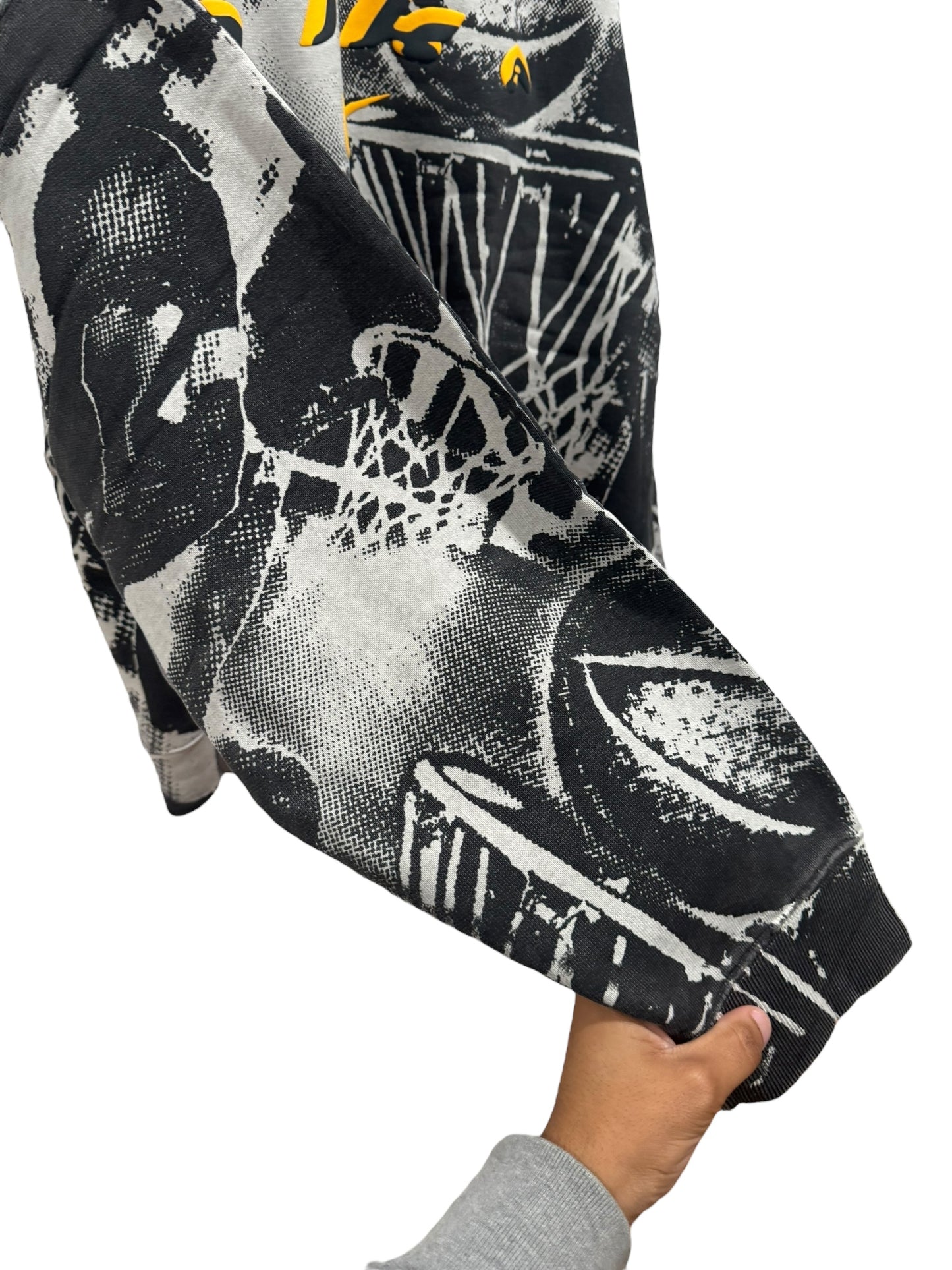 Cactus Plant Flea Market x Nike Hoops Crewneck Light Bone