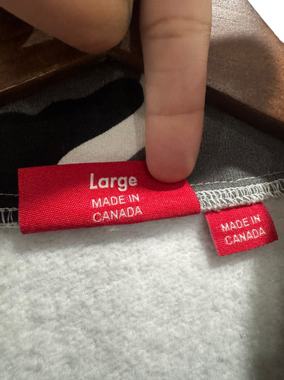 Supreme Seoul Shop Flag Half Zip Pullover Snow Camo