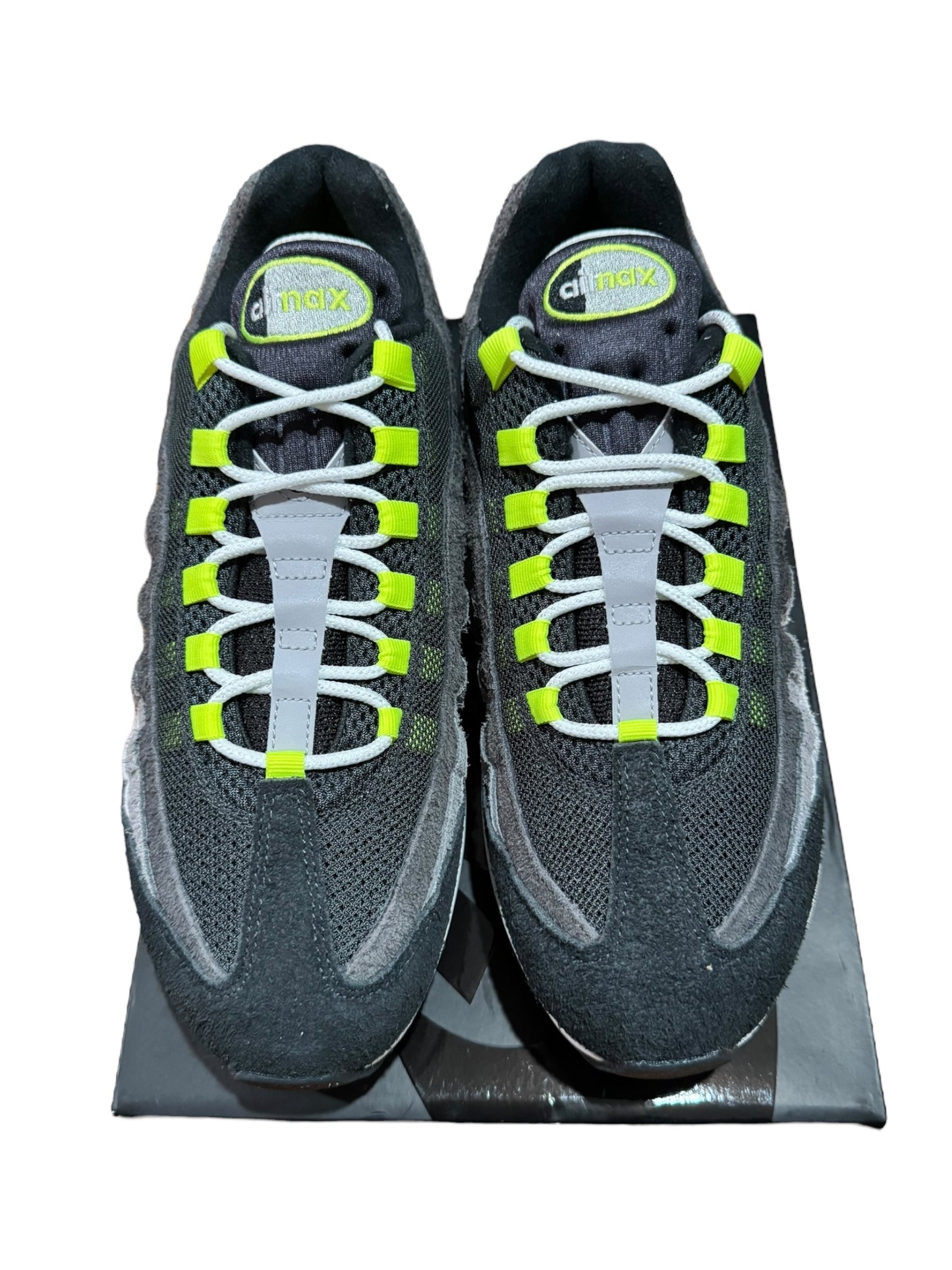 Nike Air Max 95 OG Reverse Gradient Neon MoMA Exclusive