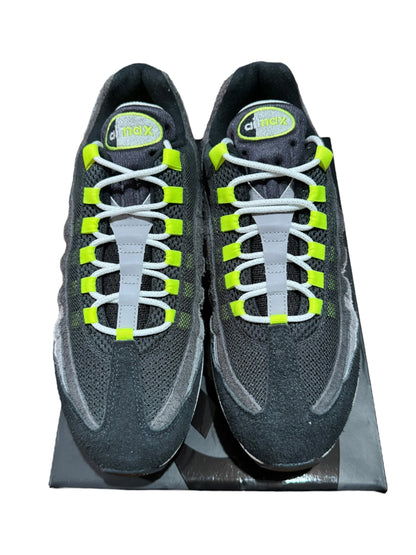 Nike Air Max 95 OG Reverse Gradient Neon MoMA Exclusive