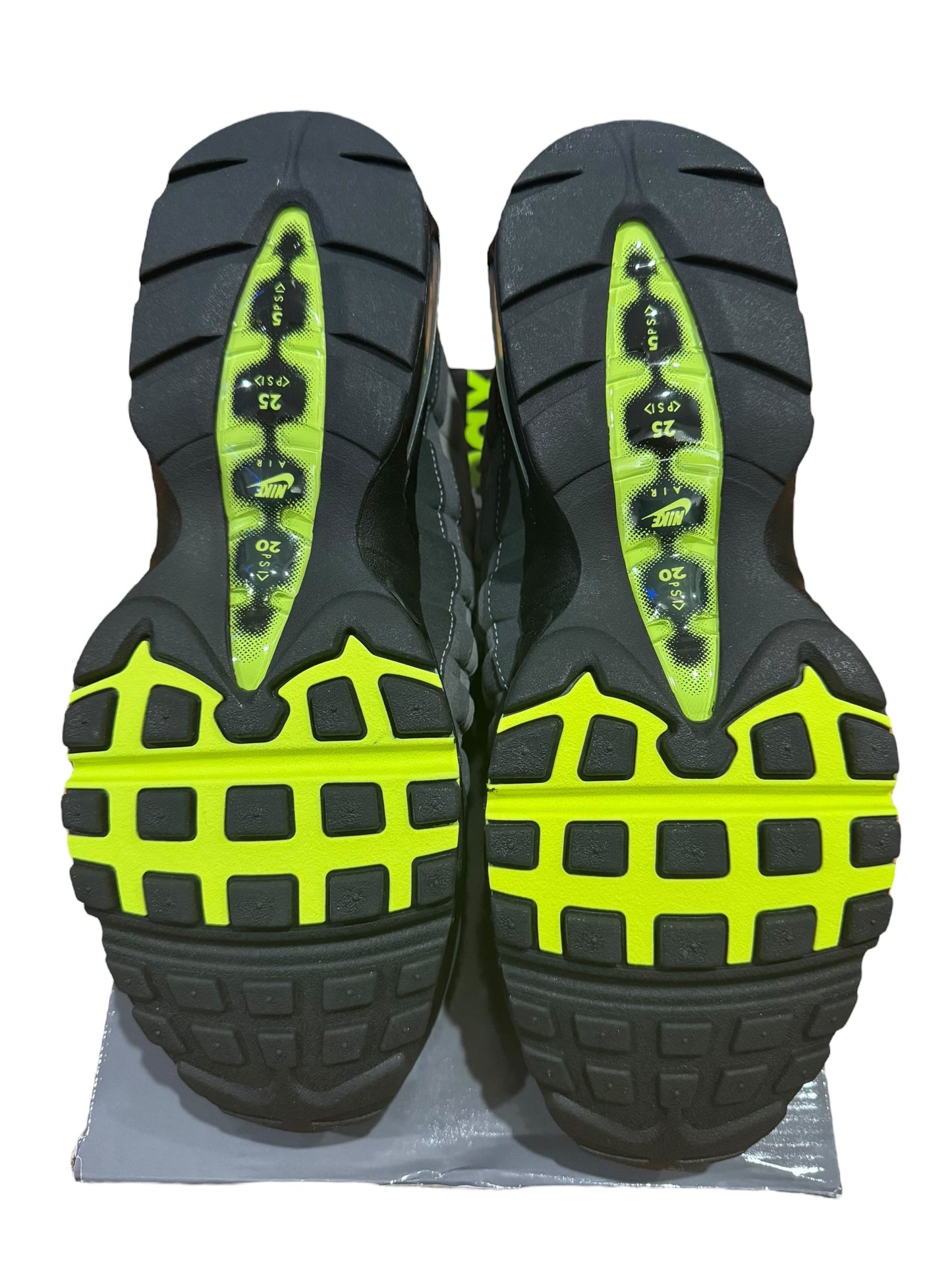 Nike Air Max 95 OG Big Bubble Neon (2025)