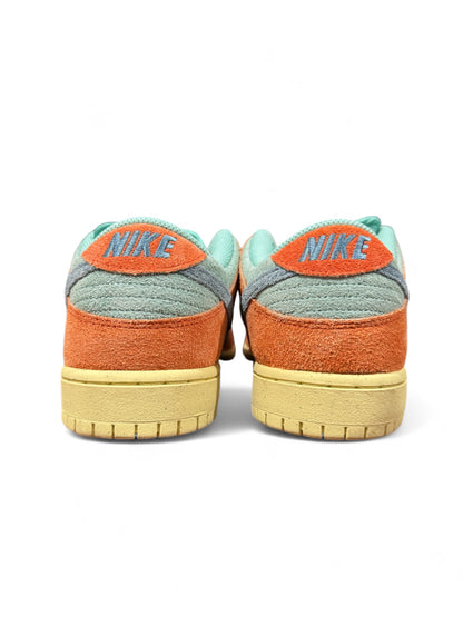 Nike SB Dunk Low Orange Emerald Sunrise